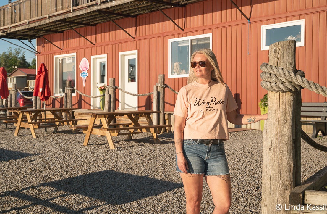 We Ride At Dawn Crop Tee - Beachy Peachy